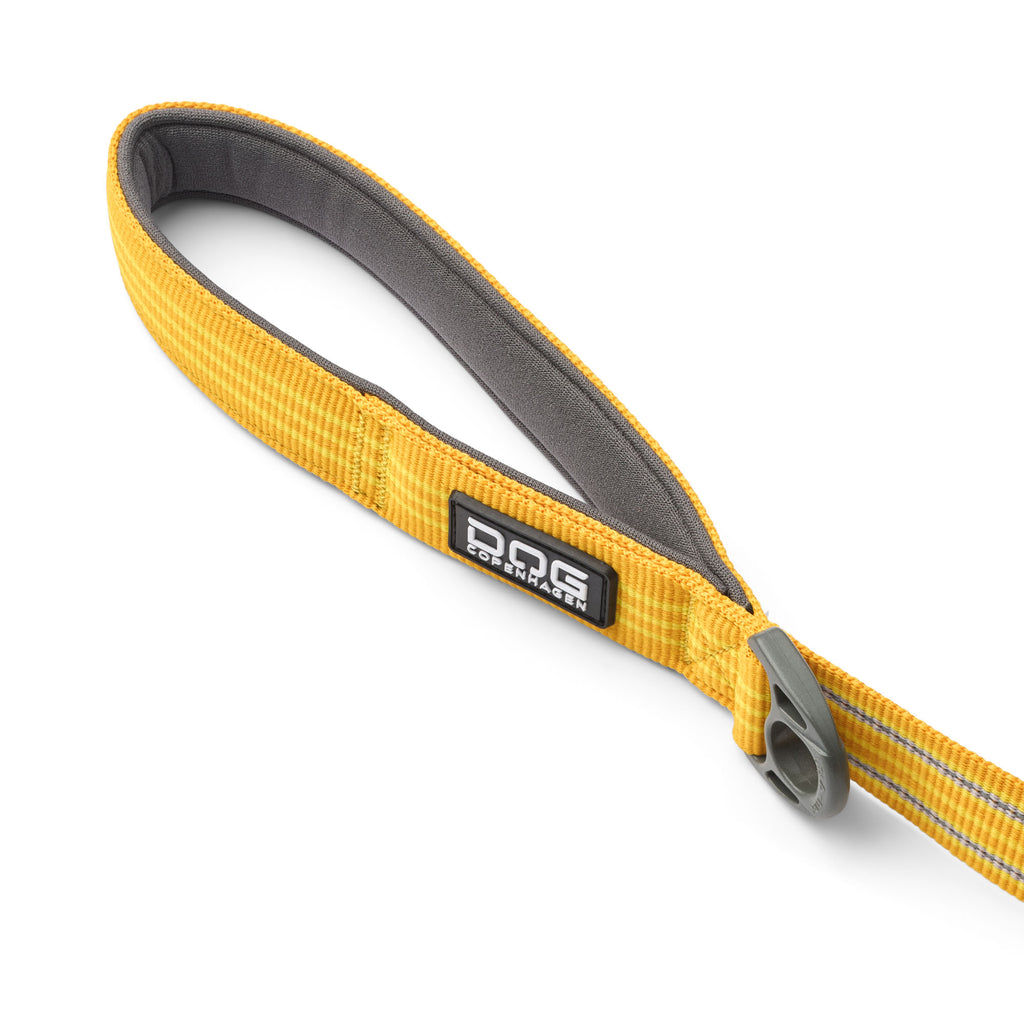 laisse jaune avec poignet, laisse jaune et grise avec poignet
